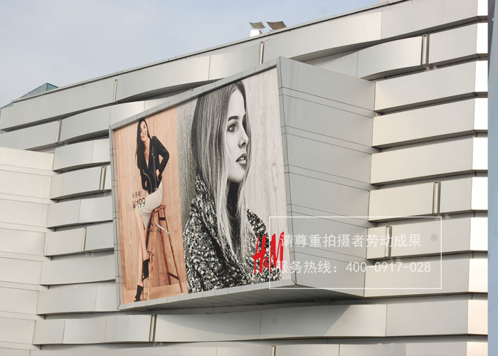 户外墙体广告牌喷绘画面制作安装